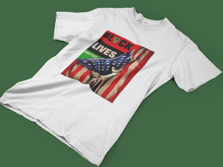 BLACK LIVES MATTER  FLAG TEE